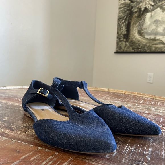 BLUE EVERYDAY SUMMER SANDALS SIZE 8 1/2 - Picture 1 of 6